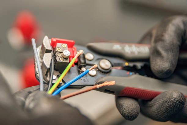 Best Circuit Breaker Repair  in Tichigan, WI